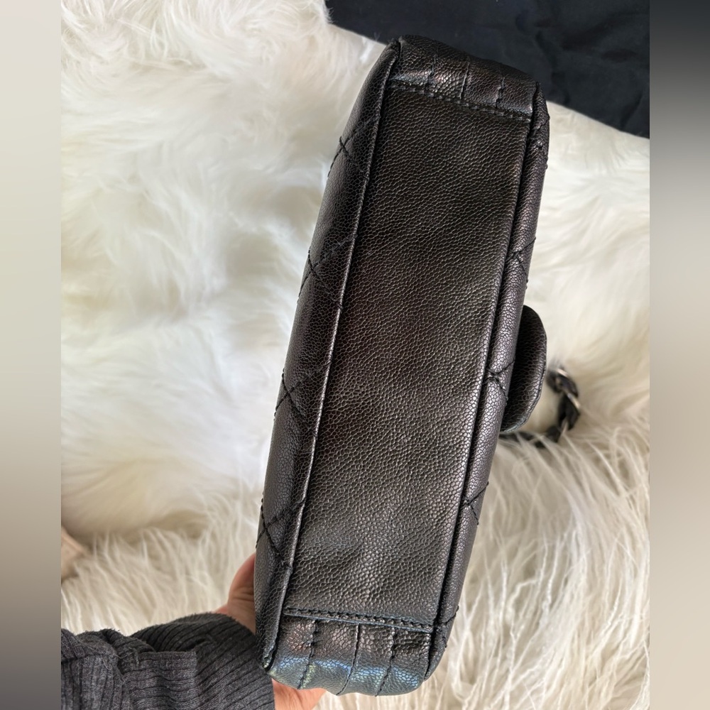 Chanel Black Quilted Leather Bag - Picture 8 of 10